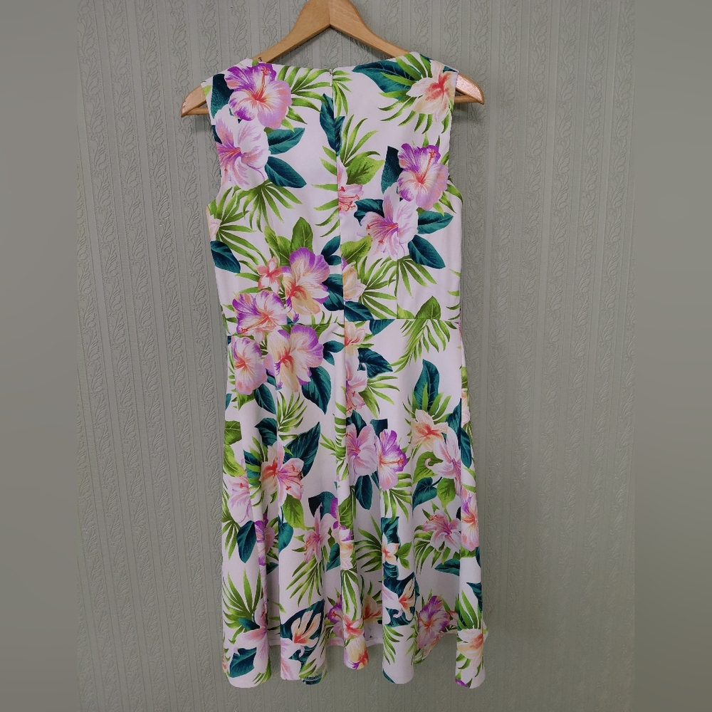 DRESSBARN Floral Sleeveless Dress tropical Paradise Flowy - Picture 5 of 7